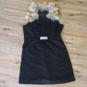 BCBGMaxazria, Grey, Lined,wool Blend, Removable Fur Trim Collar, Side Zip.